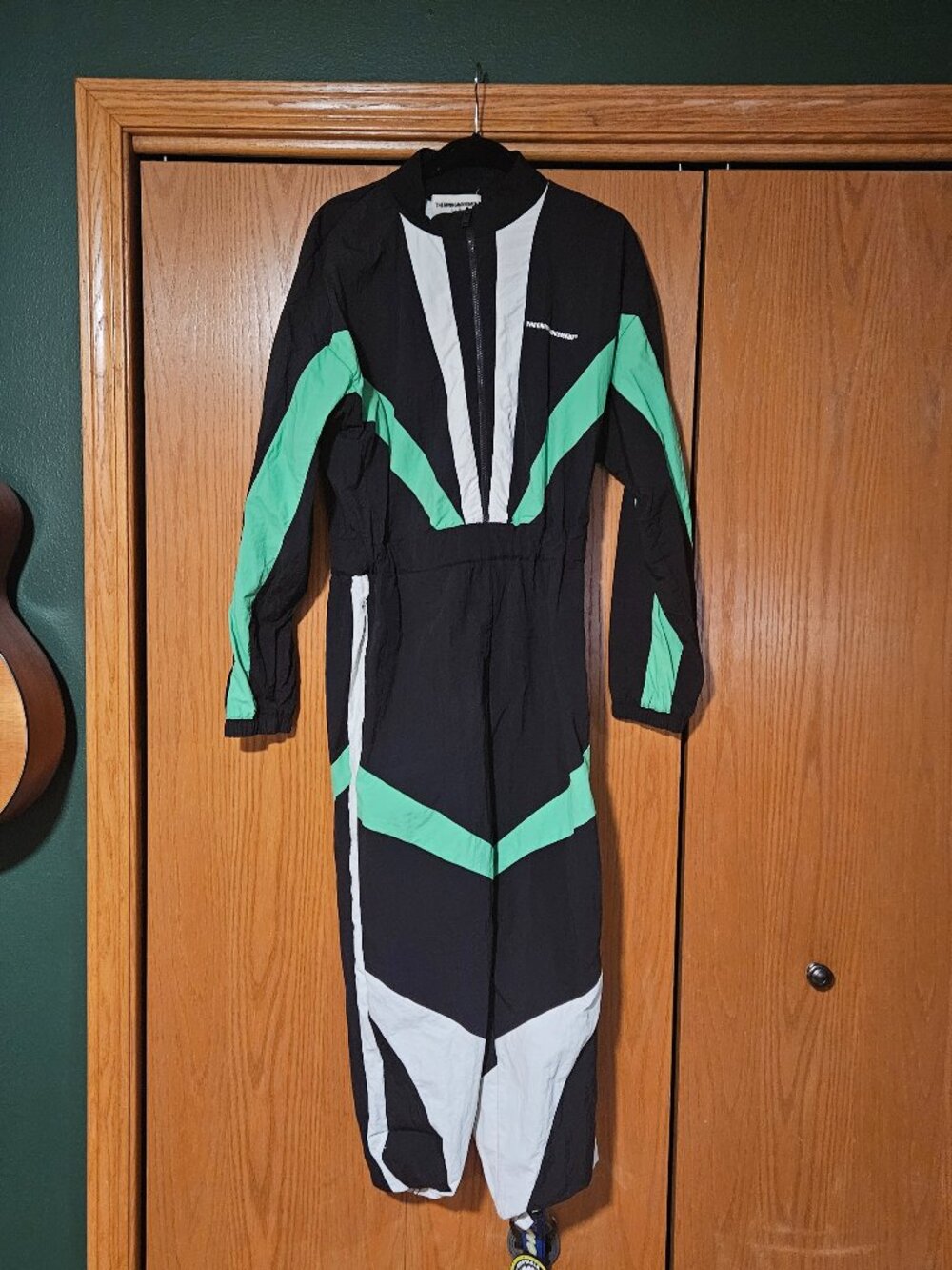 The Giving Movement - Tracksuit/Jumpsuit - Size XL
